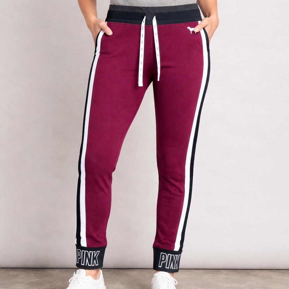 Victoria's Secret Pink Maroon‎ Yoga Pants